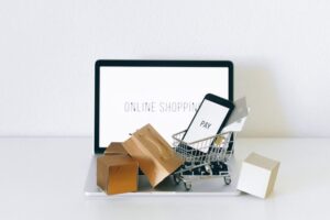 Scheda prodotto: cosa cambia tra un ecommerce italiano performante e uno mediocre secondo Ecommerceit