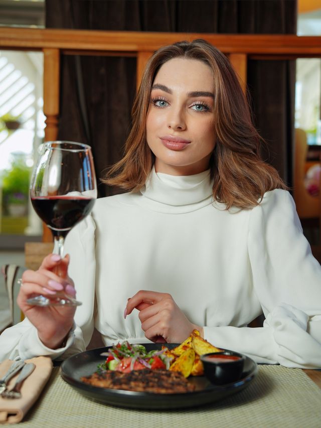 Minimalismo in cucina: creare piatti per cene uniche con pochi ingredienti d'eccellenza
